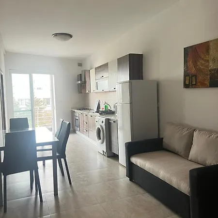 Perfectly Positioned In The Centre Of Malta Apartamento Msida
