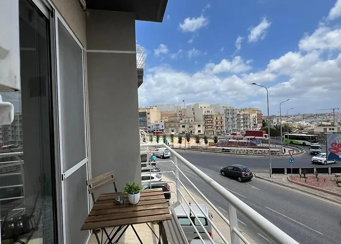 Perfectly Positioned In The Centre Of Malta מסידה