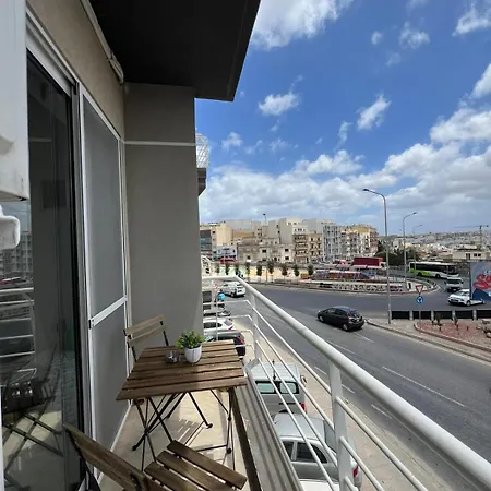 Perfectly Positioned In The Centre Of Malta Мсида